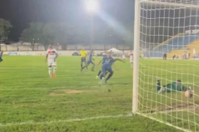 Jequié goleia Atlético de Alagoinhas e deixa lanterna do Campeonato Baiano