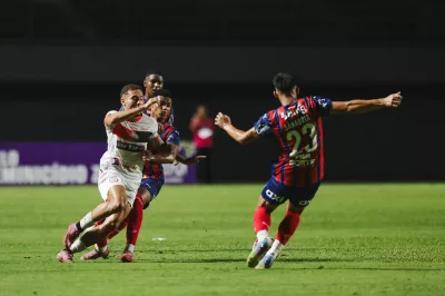 Bahia bate Atlético de Alagoinhas por 4 a 2 e garante liderança absoluta no Baianão