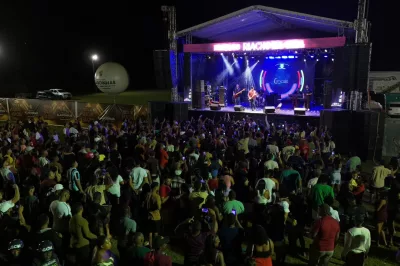 Música, tradição e alegria marcam festa no Riacho da Guia
