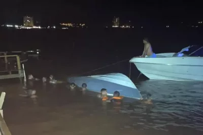 Lancha colide com píer e deixa seis mortos na divisa entre MG e SP