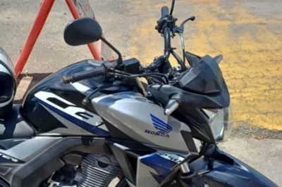 PRF recupera motocicleta com sinais de identificação adulterados na BR-101, em Alagoinhas