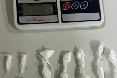 PM prende homem com mandado em aberto e apreende drogas no Litoral Norte da Bahia