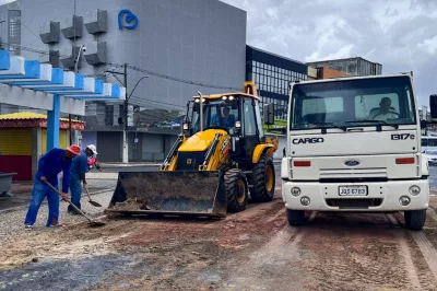 Mutirão de manutenção foi realizado no domingo em vários pontos da cidade