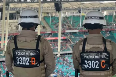 PM mobiliza quase 500 policiais para segurança do Ba-Vi da final do Baianão