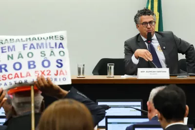 Câmara instala comissão para analisar PEC do fim da escala 6X1