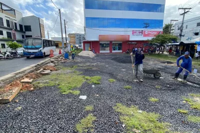 Prefeitura inicia preparativos para o reordenamento dos vendedores que atuam no entorno do prédio administrativo municipal