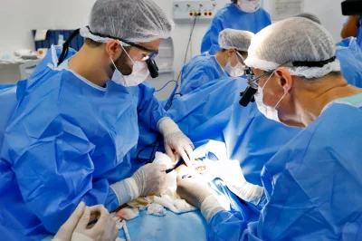 Hospital Ortopédico do Estado da Bahia realiza 80 cirurgias de mão em mutirão pelo SUS