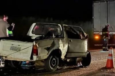 Feirante morre em acidente entre picape e carreta no Entroncamento de Jaguaquara