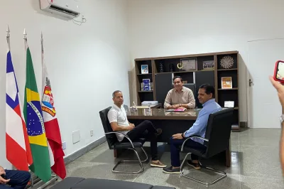 Prefeito Gustavo Carmo empossa Márcio da Linha Verde como novo Chefe de Gabinete