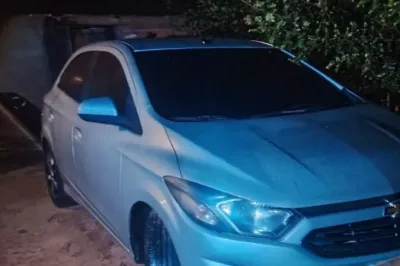 Polícia Militar encontra veiculo abandonado na zona rural de Inhambupe