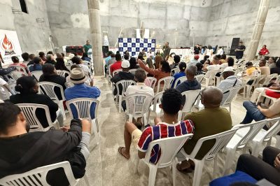 Alagoinhas: Prefeitura entrega novos títulos fundiários a famílias do Barreiro